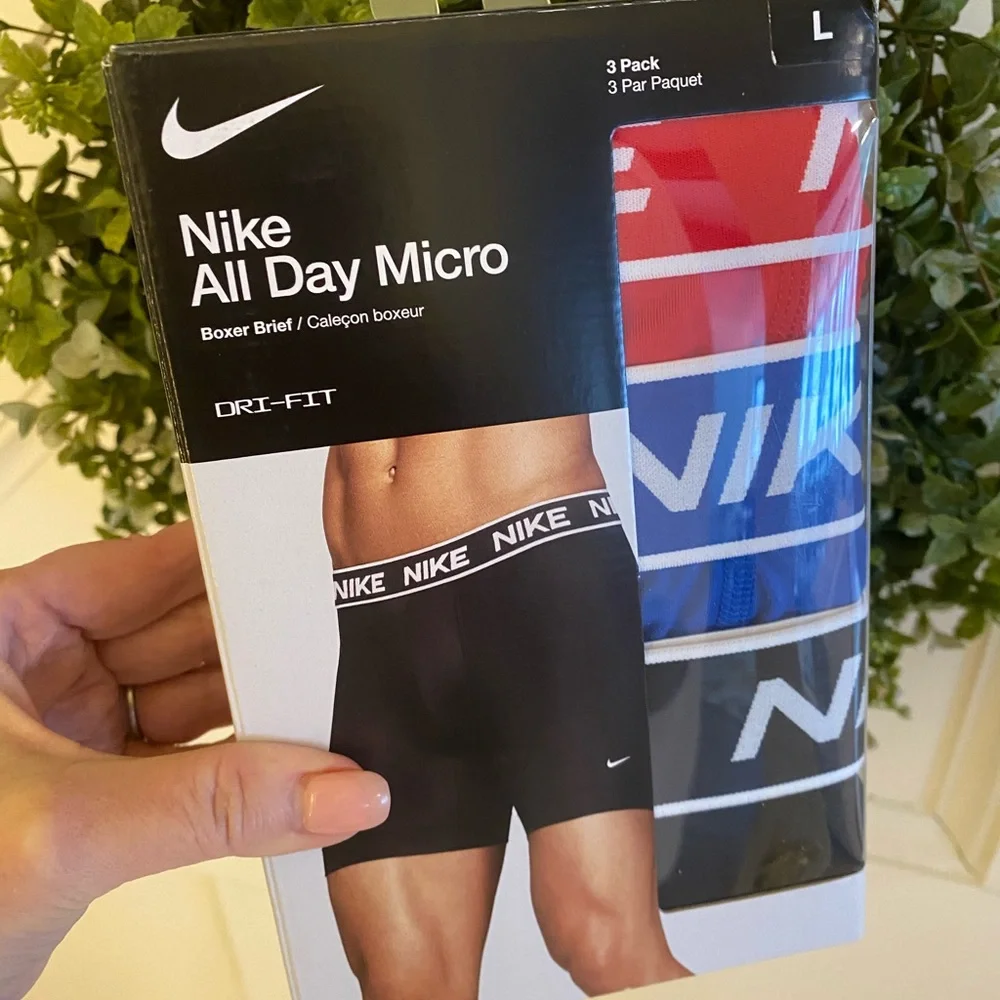 New. SEALED NIKE All Day Micro Dri-Fit Boxer Briefs. Size L Red/Blue/Black 3 pak - Picture 1 of 6